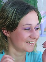 Young plumper spreads her pussy for boyfriend\'s dick