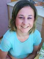 Young plumper spreads her pussy for boyfriend\'s dick