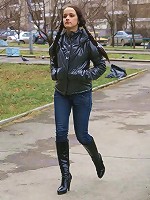 Young Russian teen Renata sucks and fucks on the bed