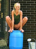 Hanna - Adorable teen gets wet and fingers