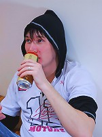 Toll bar for a teenage cutie