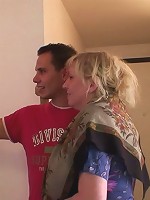 She's a mature cock hound and she's filled up by his dick much to her delight