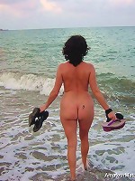 wife and dad caught in bed