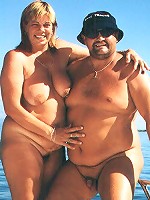 amateur milf tits outdoors