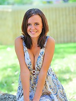 Cassidy flashes her tits outdoors