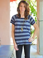 Allie in capri tights gets naked in public