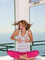 Horny sweet Nikki Brooks strips her pink skinny jeans spreading her snatch on the window