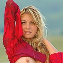 Blonde honey with traffick-stopping assets.