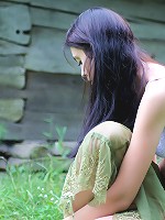 Beautiful country chick with natural allure.