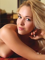 Alissa | Queen of Hearts