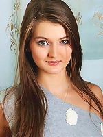 Asha | Center Pocket