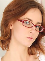 Nubiles.net Jay Taylor - Beautiful girl next door Jay Taylor masturbates with a vibrator