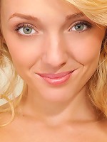 Nubiles.net Ally Winters - Fresh Nubile Ally Winters exposes her tits and tight pussy