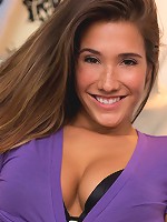 Nubiles.net Eva Lovia - Sexy Nubile Eva Lovia fucks her twat with a dildo