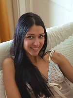 Pretty teen playing with her hungry pussy