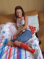 Her wet pussy hole is craving for nasty fucking