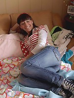 Hot teen takes off her jeans and masturbates