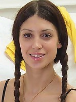 Stunning brunette teen stuffing her cunt with huge dildo