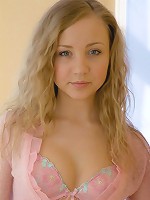 Sexy hottie poses and teases with her body