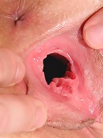 Gorgeous teen girl gets her pussy stretch by thick hard cock