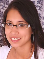 Sweet teen gets her shaved pussy licked and then humped