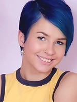 Blazing hot cutie gets sticky cum on her face