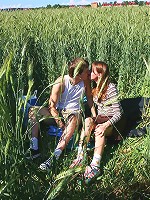 Hot amateur teen sex in the great outdoors