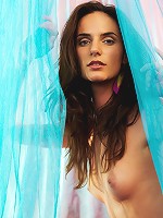 Gabby plays with her date