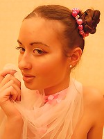 Wildest teen slut that loves experimenting with her pussy!