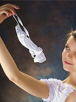 Amelie | Into Your Dreams