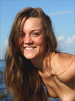 Valentina | Presenting...