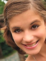 Gorgeous Caprice rollerskating without her clothes