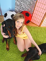 Juicy orange & juicy pussy